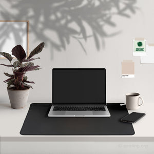 Aardingsmat Carbonleder 40x60cm als polssteun en muismat met laptop