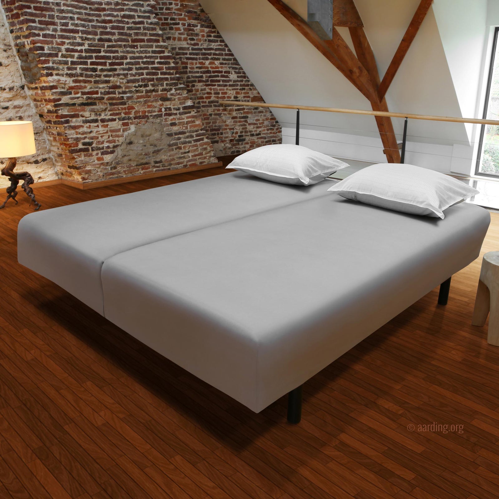 Grounding Pillowcase Silver Yarn | Aarding® Silver™